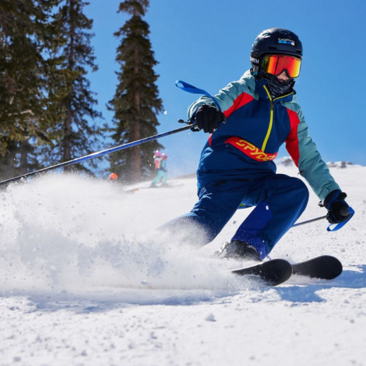 Jak dobrać kijki narciarskie dla dziecka?